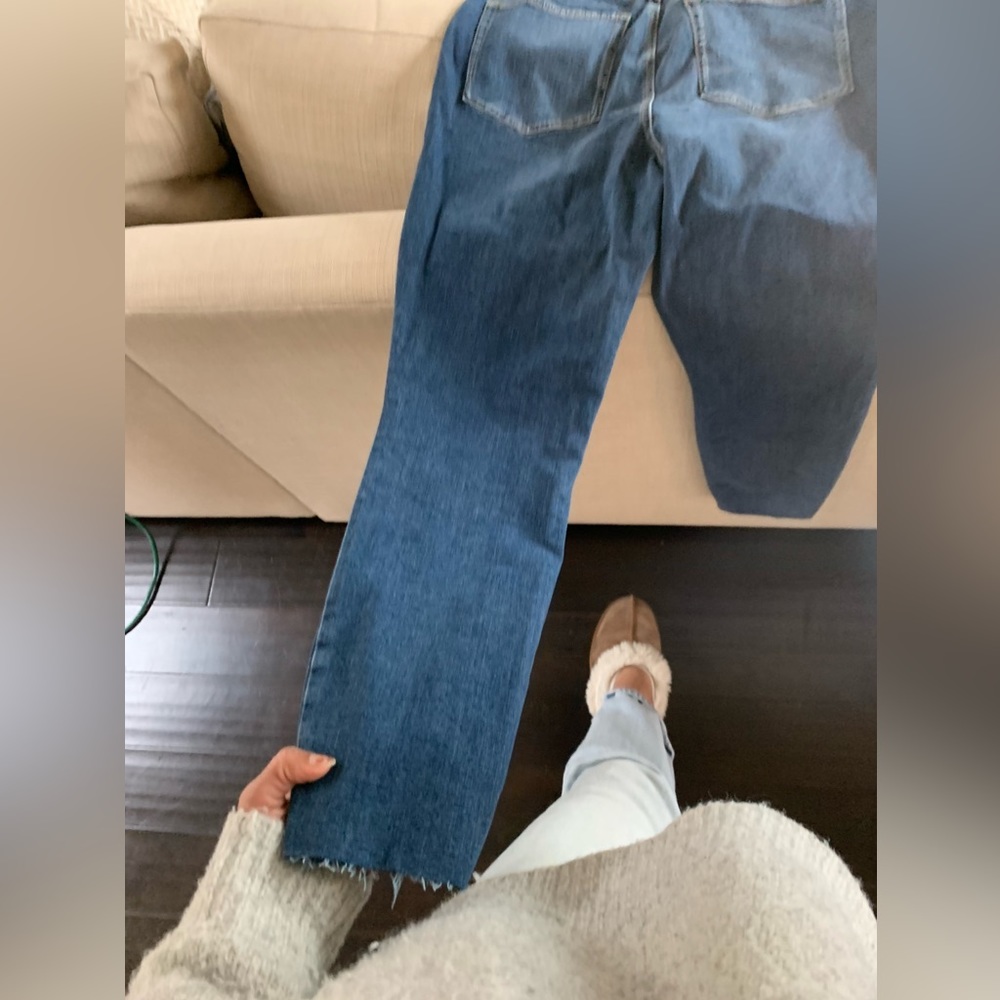 Good American 6/28 cropped denim